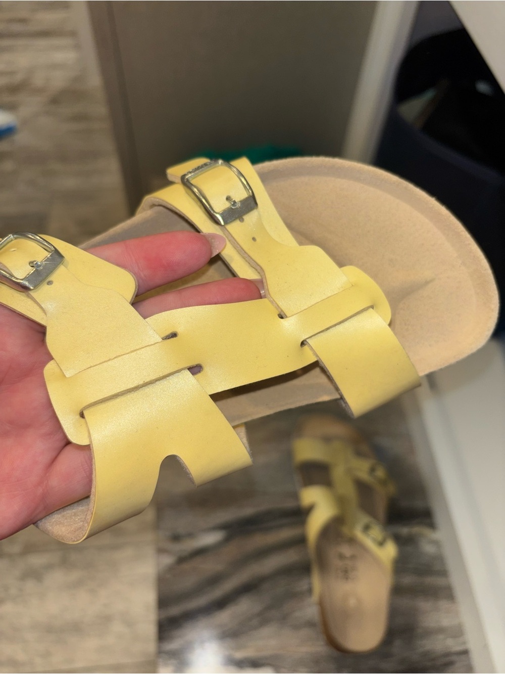NEW Butter yellow Birks - Picture 6 of 6